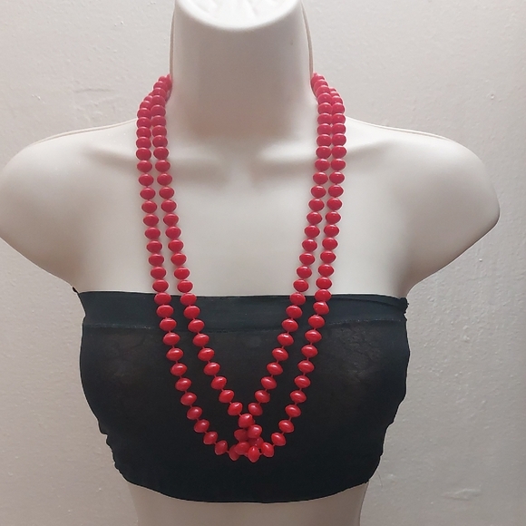Vintage Quality Made Red Plastic Mardi Gras Rope Length Extra Long Necklace - Picture 2 of 4